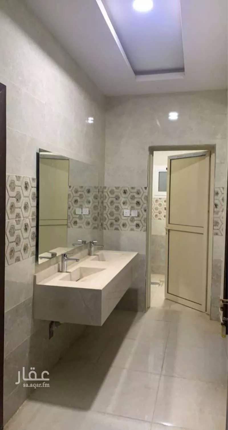 شقة للبيع في شارع الغابة ، دودة ، ابو عريش 1 صورة