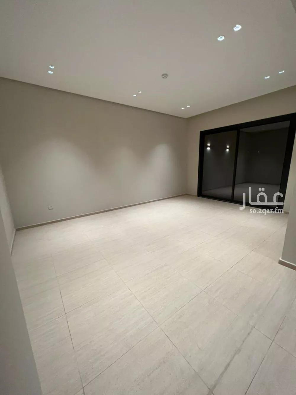 فيلا للإيجار في شارع ابن سينا, حي العارض, مدينة الرياض, منطقة الرياض 1 صورة