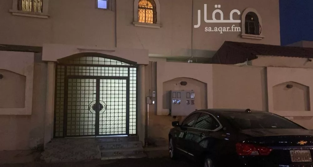 عمارة للبيع في شارع احمد بن ابي عبيد الله, حي سكة الحديد, مدينة المدينه المنوره, منطقة المدينة المنورة 1 صورة