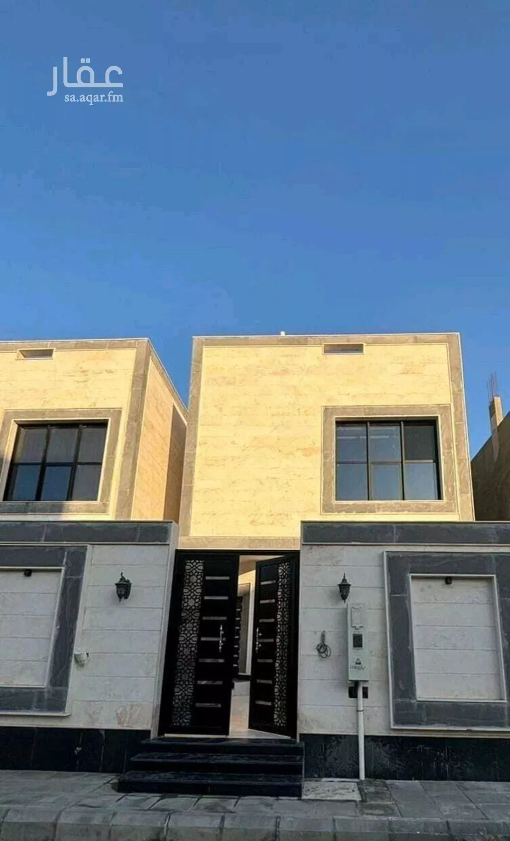 فيلا للبيع في شارع سعيد الطائي, حي العاقول, مدينة المدينه المنوره, منطقة المدينة المنورة 1 صورة