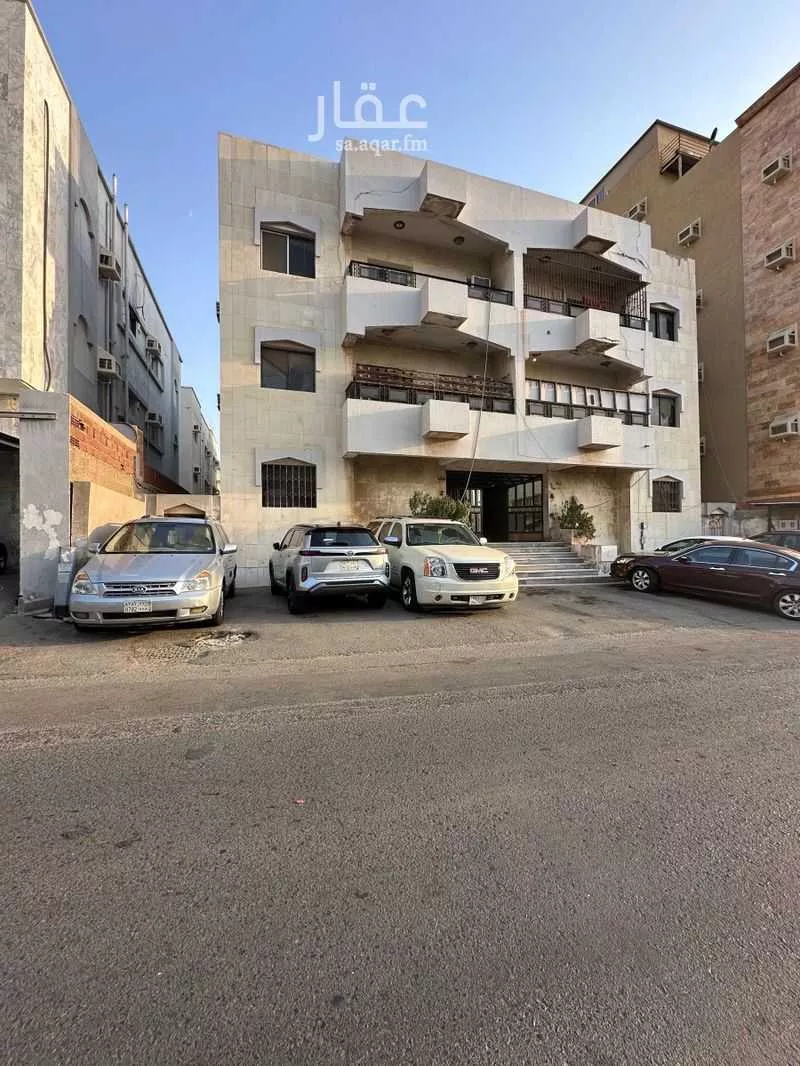 عمارة للبيع في شارع عائشة ابنت الحارث, حي البوادي, مدينة جدة, منطقة مكة المكرمة 1 صورة