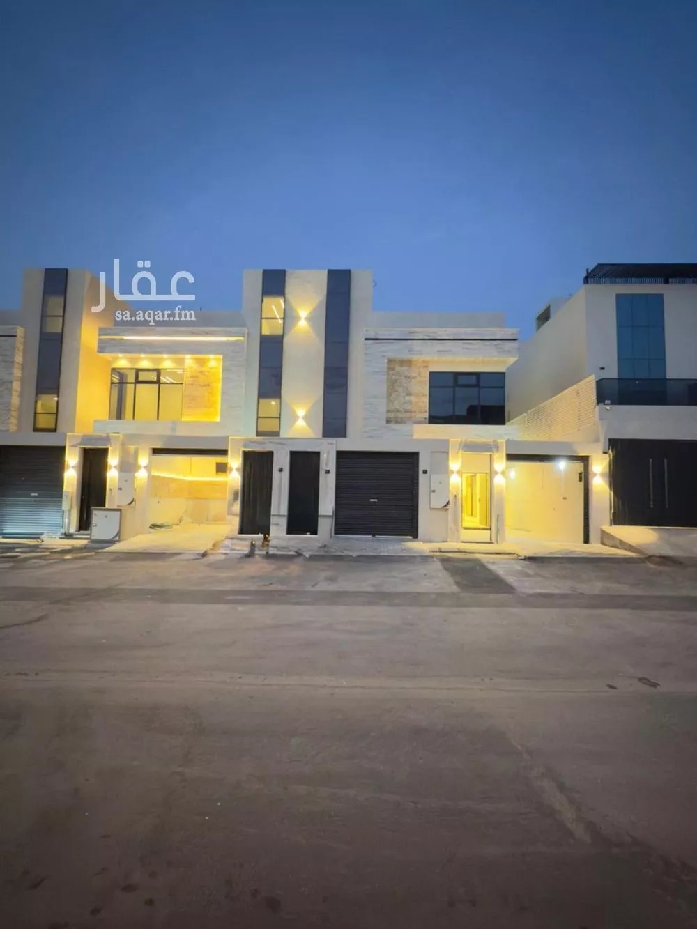 دور للبيع في شارع أحمد القيرواني, حي العوالي, مدينة الرياض, منطقة الرياض 1 صورة