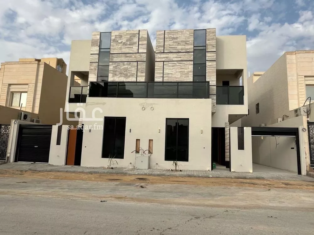 فيلا للبيع في شارع الربيع الجيزي, حي المهدية, مدينة الرياض, منطقة الرياض 1 صورة