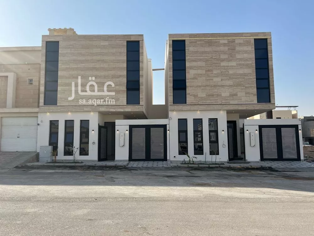 فيلا للبيع في شارع عبدالقادر بن عبدالوارث, حي المهدية, مدينة الرياض, منطقة الرياض 1 صورة