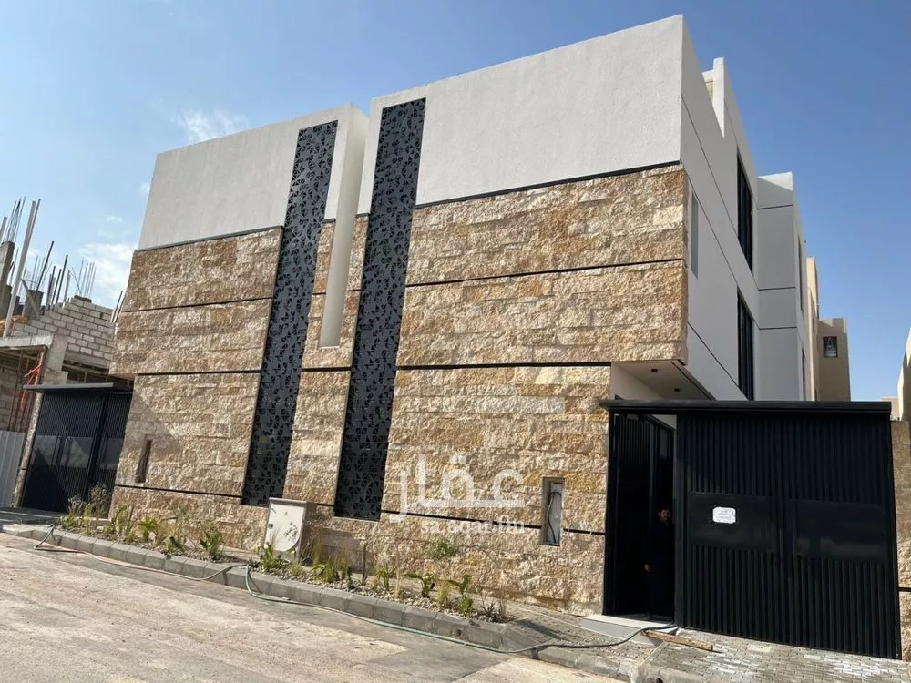 فيلا للبيع في شارع يعقوب الصفار, حي المهدية, مدينة الرياض, منطقة الرياض 1 صورة