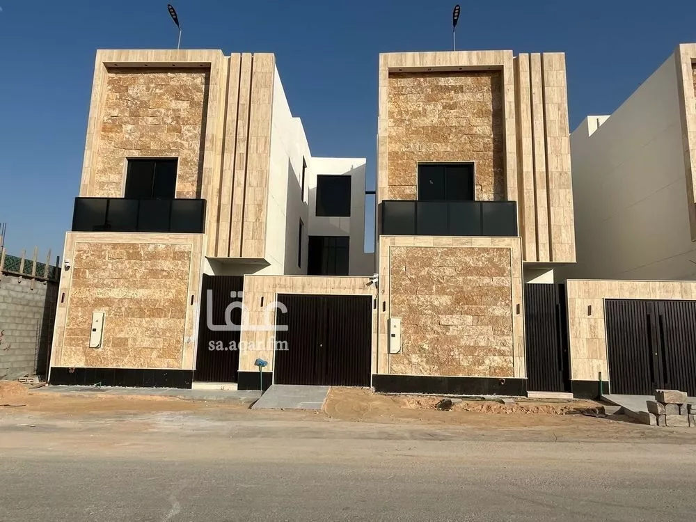 فيلا للبيع في شارع عبدالقادر بن عبدالوارث, حي المهدية, مدينة الرياض, منطقة الرياض 1 صورة