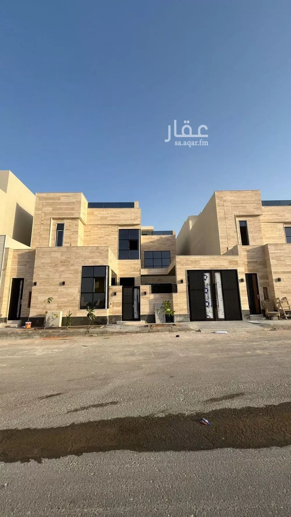 فيلا للبيع في شارع ابن صدقة الغرافي, حي المهدية, مدينة الرياض, منطقة الرياض 1 صورة
