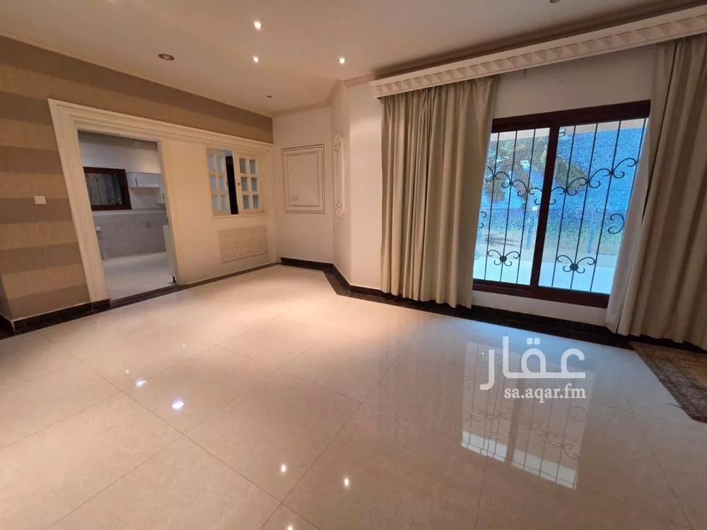 فيلا للبيع في شارع رقم 71, حي الياسمين, مدينة الرياض, منطقة الرياض 1 صورة