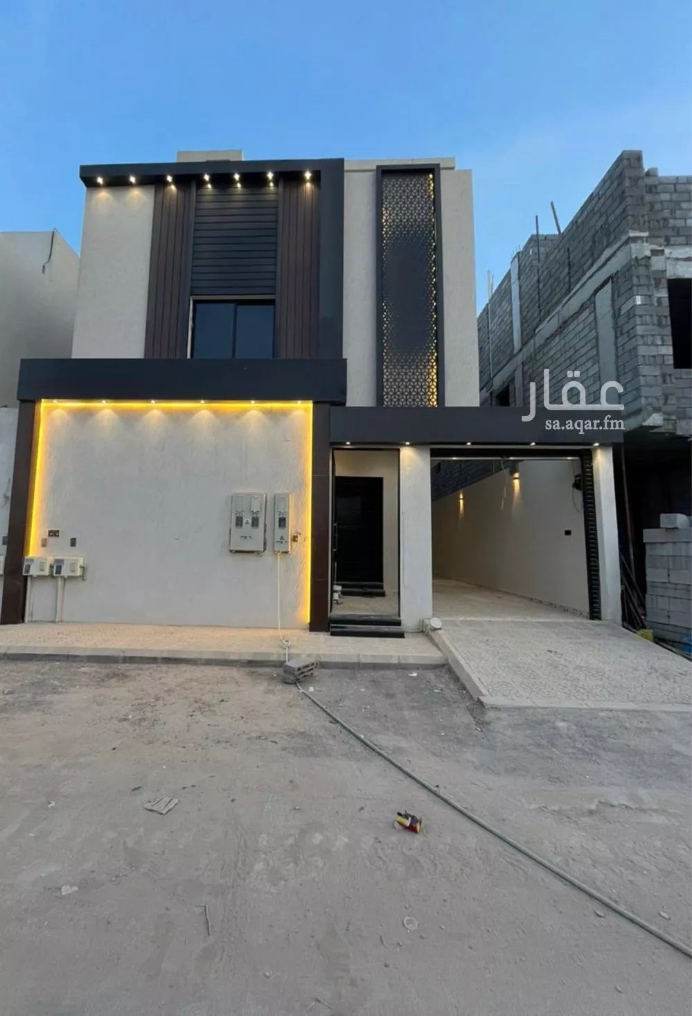 دور للبيع في شارع ممر93, حي الجنادرية, مدينة الرياض, منطقة الرياض 1 صورة