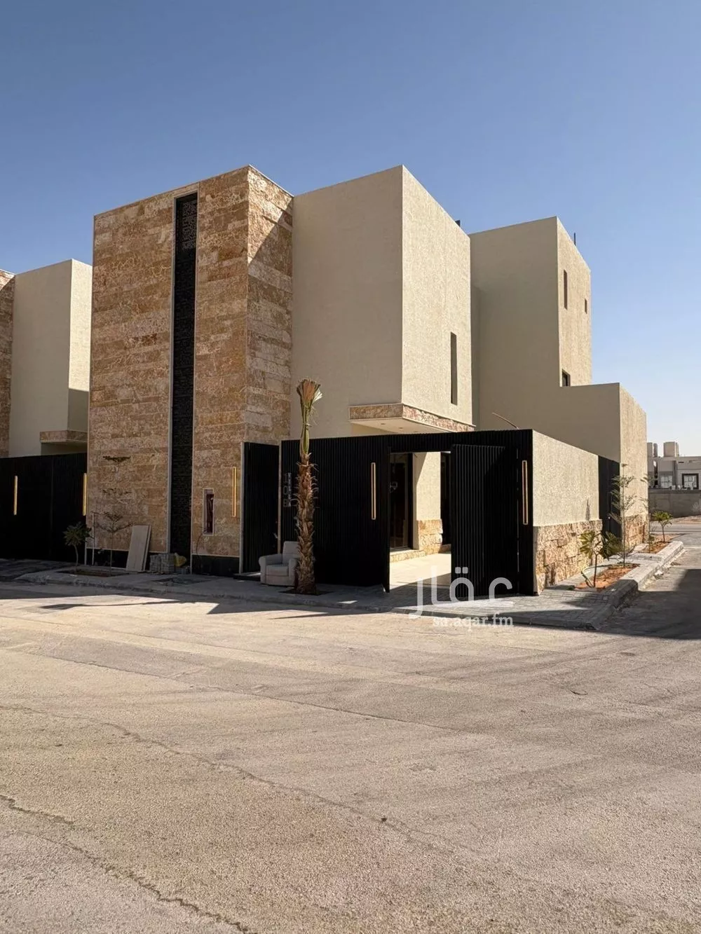 فيلا للبيع في شارع أحمد بن قطرب, حي المهدية, مدينة الرياض, منطقة الرياض 1 صورة