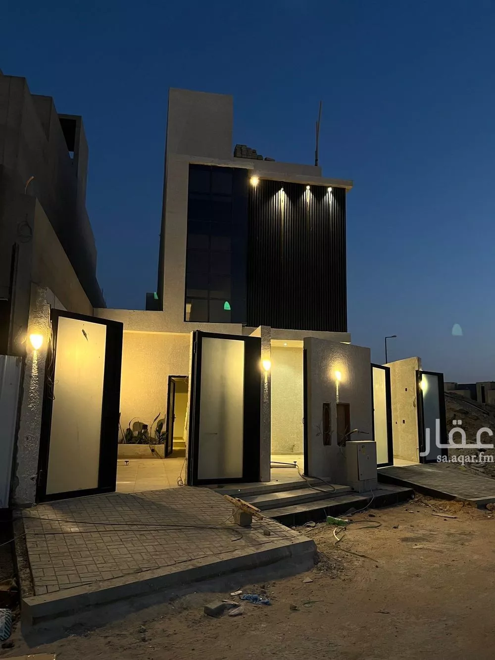 دور للبيع في شارع علي بن حسين , حي المرجان, مدينة الرياض, منطقة الرياض 1 صورة