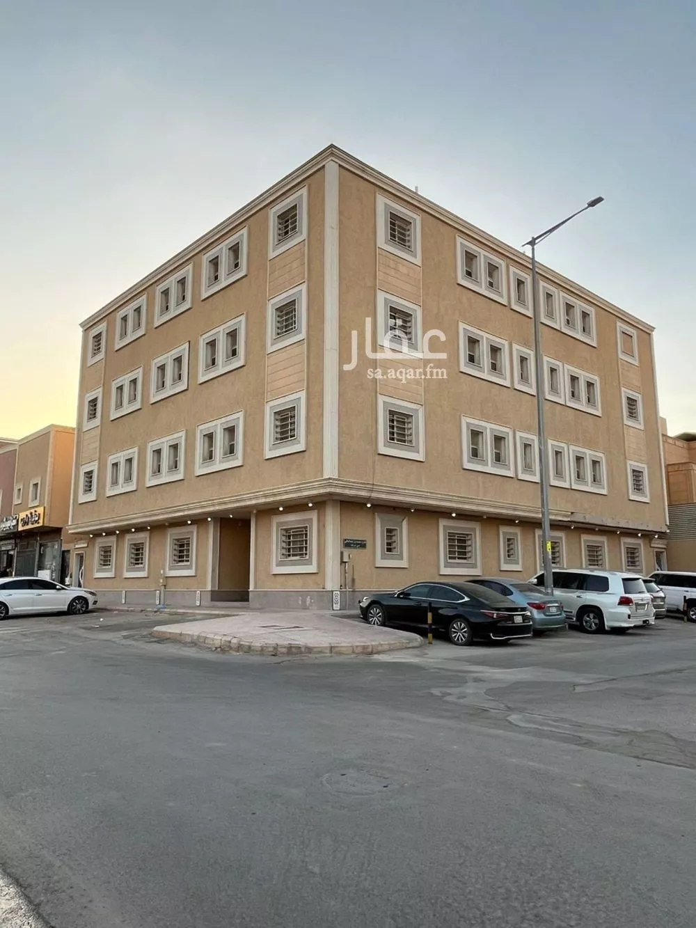 عمارة للإيجار في شارع الفوانيس, حي عرقة, مدينة الرياض, منطقة الرياض 1 صورة