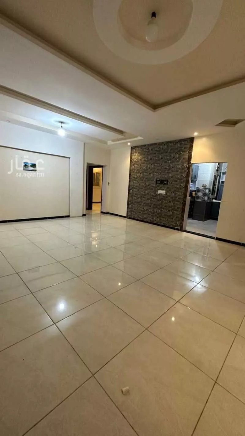 فيلا للإيجار في شارع الصمه بن عبد الله ، حي مريخ ، جدة ، جدة 1 صورة
