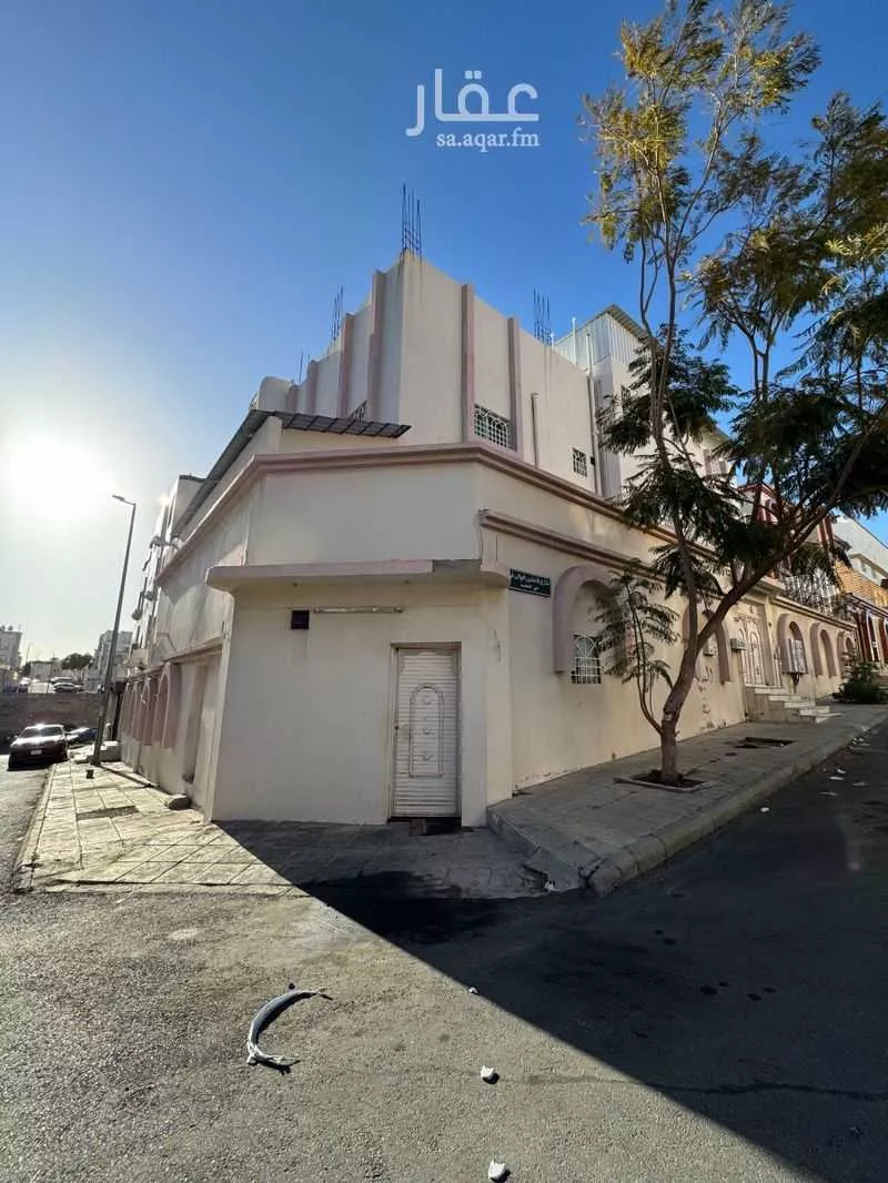 عمارة للبيع في شارع رفاعه بن رافع ، حي السرور ، الطائف ، الطائف 1 صورة