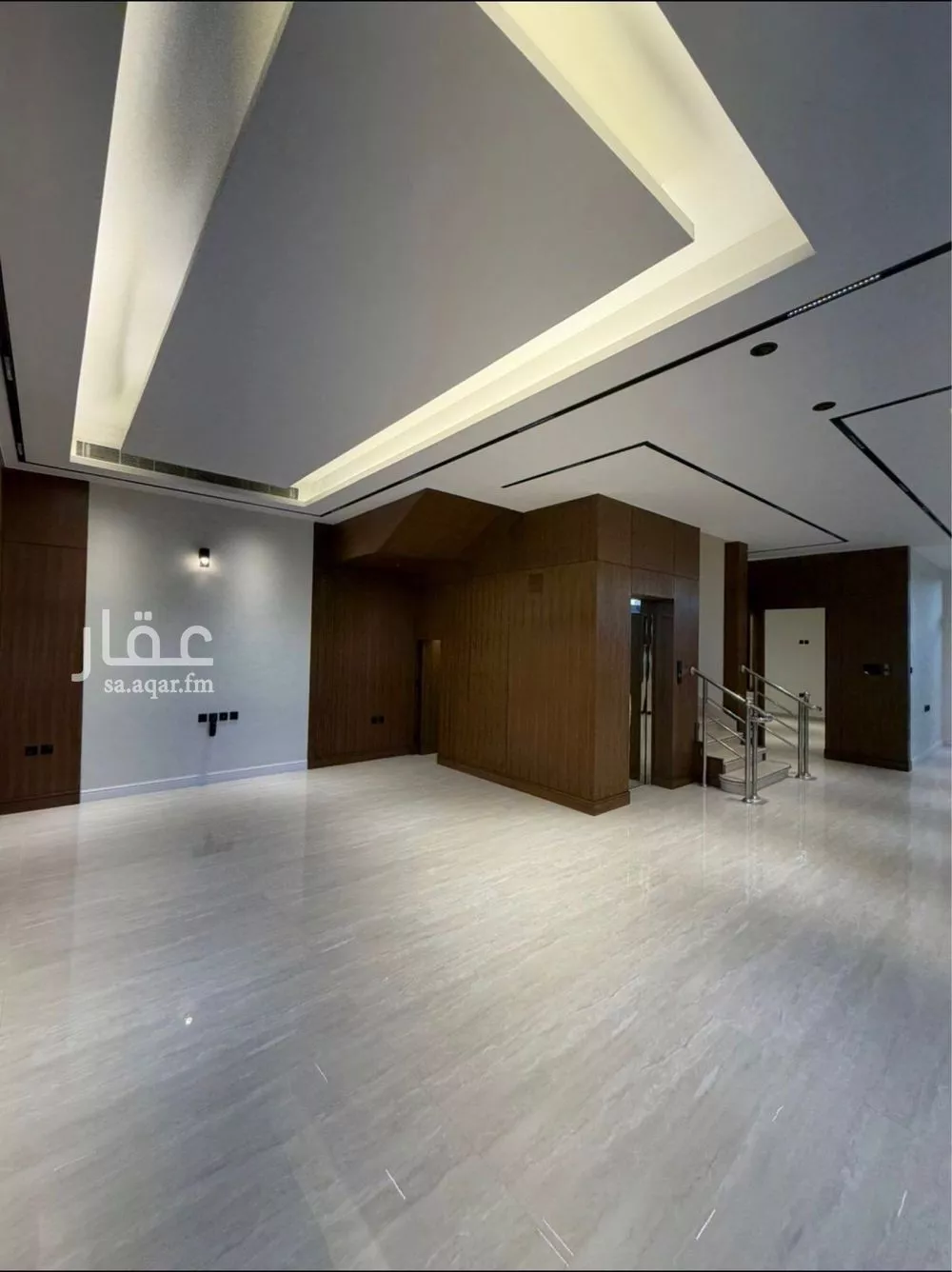 فيلا للبيع في شارع الأفضلي, حي الملقا, مدينة الرياض, منطقة الرياض 1 صورة