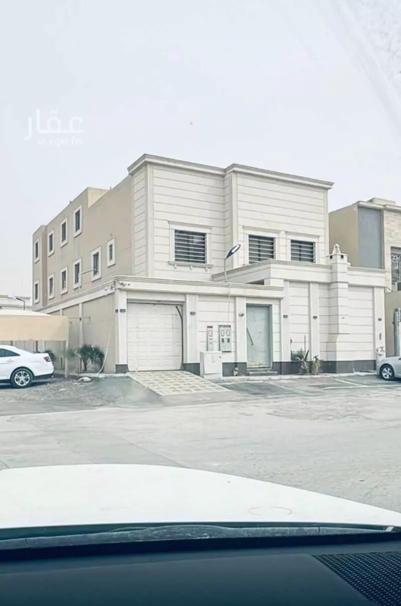 فيلا للبيع في شارع البنجاري, حي الرمال, مدينة الرياض, منطقة الرياض 1 صورة