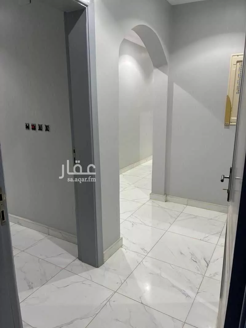 عمارة للبيع في شارع الشرفية 8 ، حي الشرفية ، جدة ، جدة 1 صورة