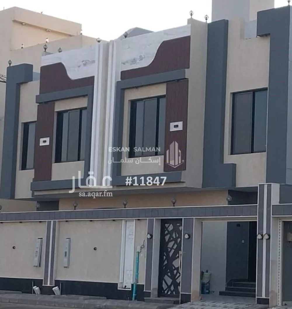 فيلا للبيع في شارع الدكتورمحمد عطاء الله صديقي, حي الخمرة, مدينة جدة, منطقة مكة المكرمة 1 صورة