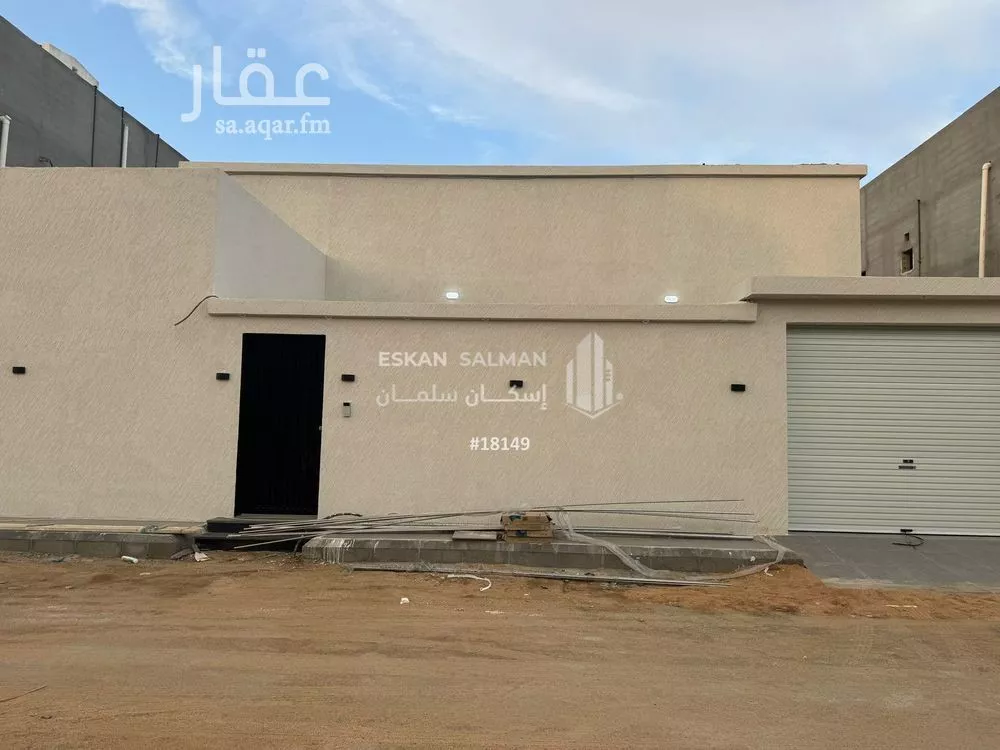 دور للبيع في شارع محمد بن محمد الحباب, حي ضاحية الإسكان, مدينة الطائف, منطقة مكة المكرمة 1 صورة