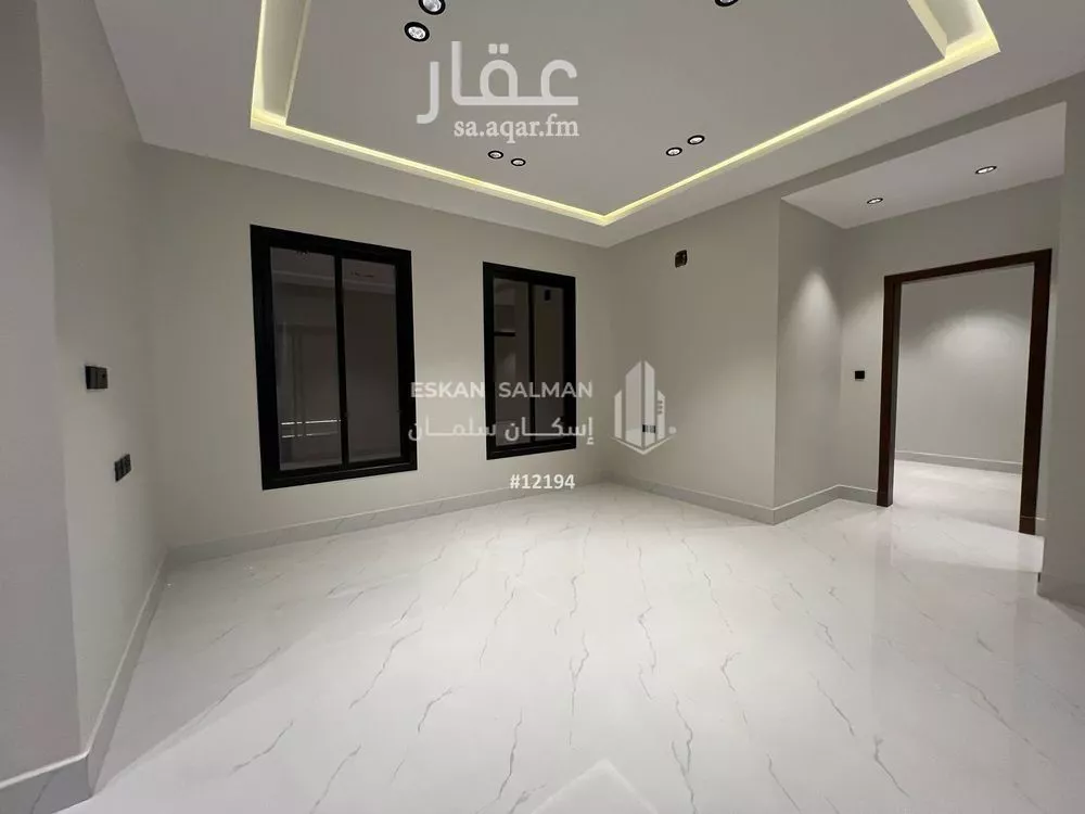 فيلا للبيع في شارع معقل بن عامر, حي الرمال, مدينة الرياض, منطقة الرياض 1 صورة