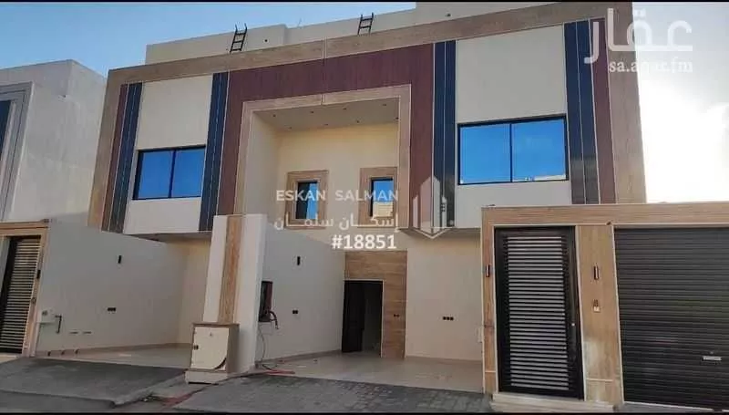 دور للبيع في شارع محمد العنابي, حي العريجاء الغربي, مدينة الرياض, منطقة الرياض 1 صورة