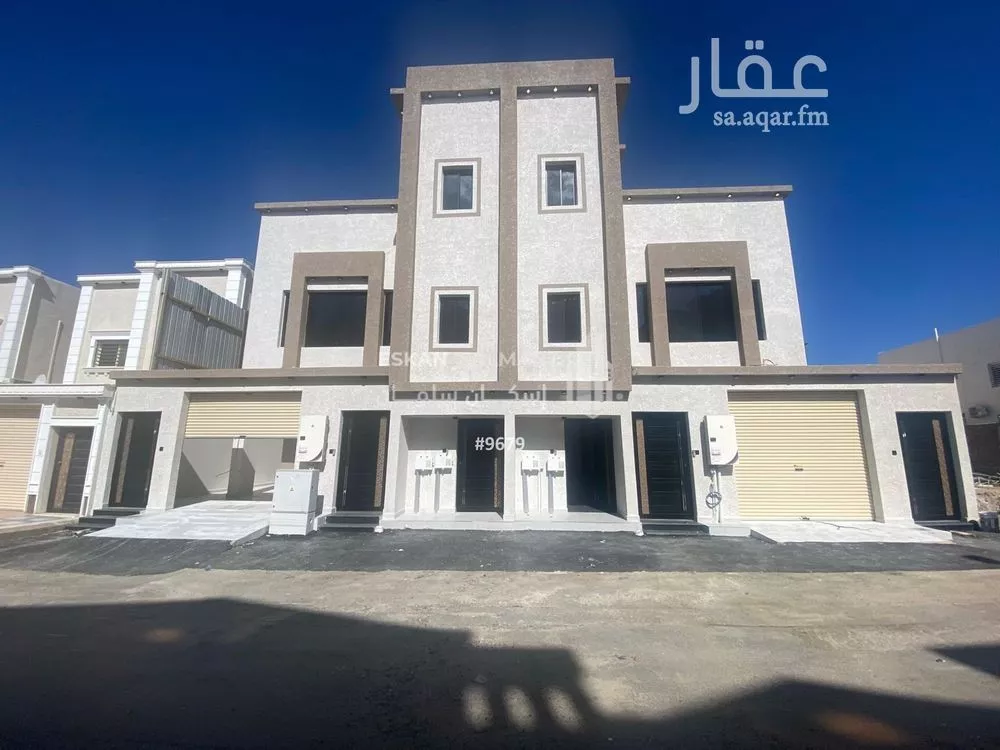 شقة للبيع في شارع المعلاة 74, حي المعلاة, مدينة احد رفيده, منطقة عسير 1 صورة