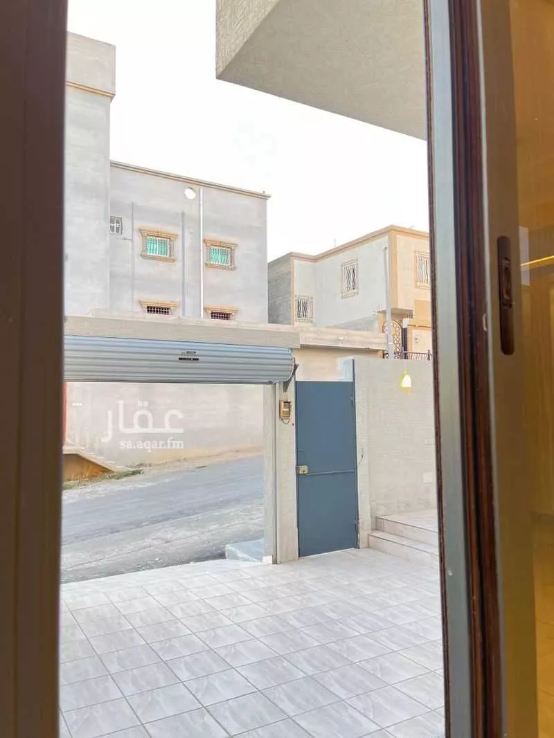 فيلا للبيع في شارع المحاله, حي الروابي, مدينة ابها, منطقة عسير 1 صورة