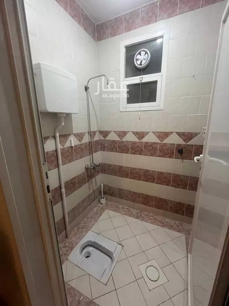 شقة للإيجار في شارع الشاكر الشافعي, حي ظهرة البديعة, مدينة الرياض, منطقة الرياض 1 صورة
