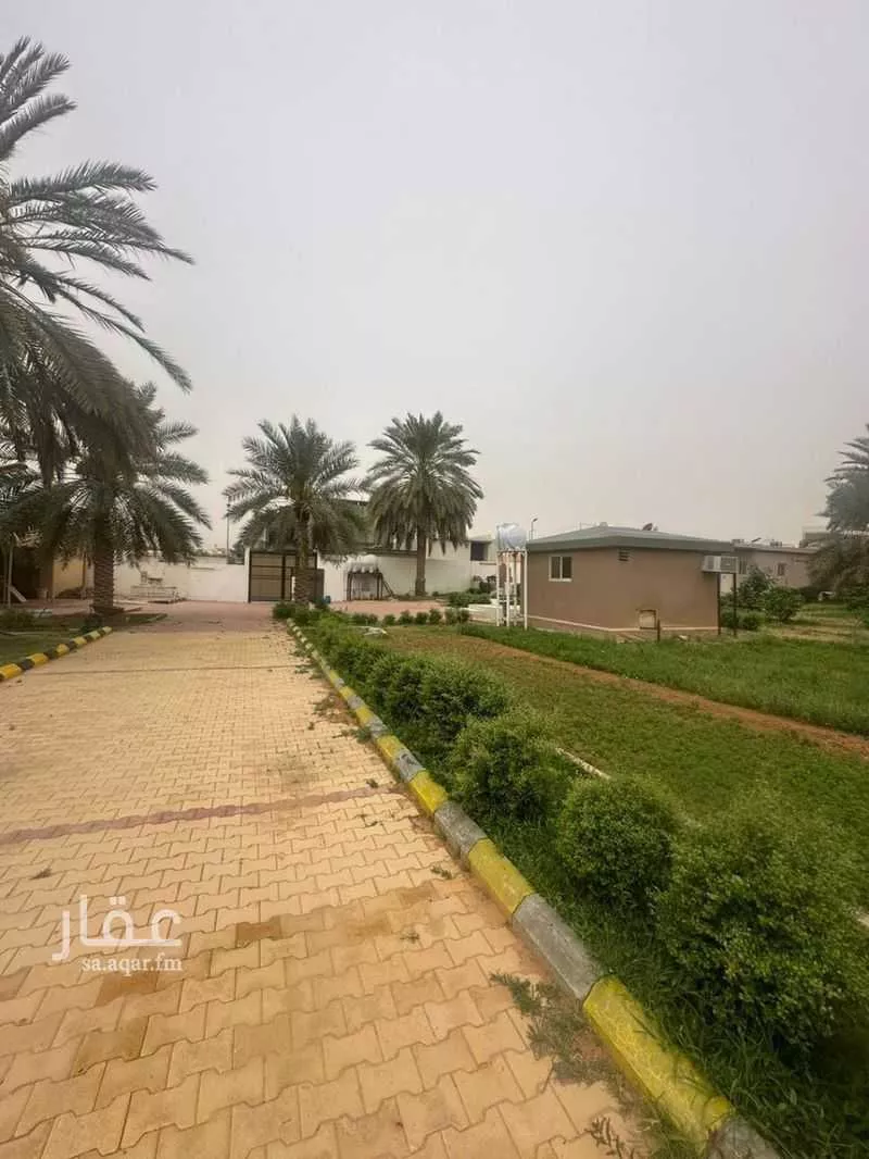 مزرعة للبيع في حي الريان, مدينة عنيزه, منطقة القصيم 1 صورة