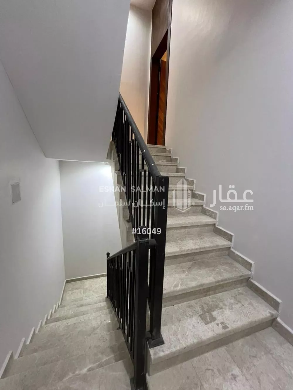 فيلا للبيع في شارع علي بن نصرالله المصري, حي الرمال, مدينة الرياض, منطقة الرياض 1 صورة