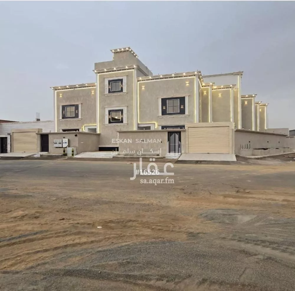 شقة للبيع في شارع الاحوص بن عبد بن امية, حي الجامعة, مدينة صامطة, منطقة جازان 1 صورة