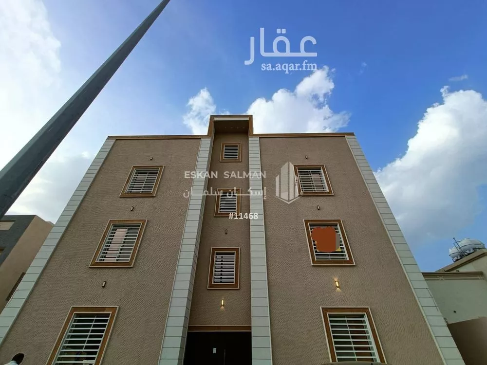 شقة للبيع في شارع فاطمة الطبرية, حي الحيلة الغربي, مدينة محائل, منطقة عسير 1 صورة