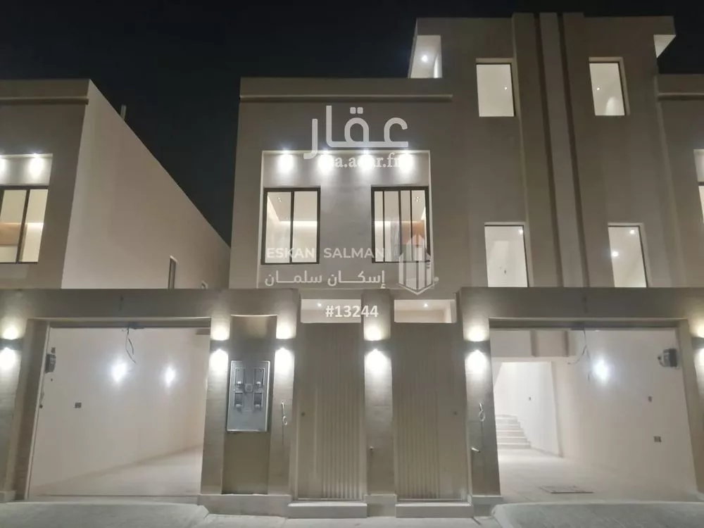 فيلا للبيع في شارع أحمد بن محمد العيالي, حي عكاظ, مدينة الرياض, منطقة الرياض 1 صورة