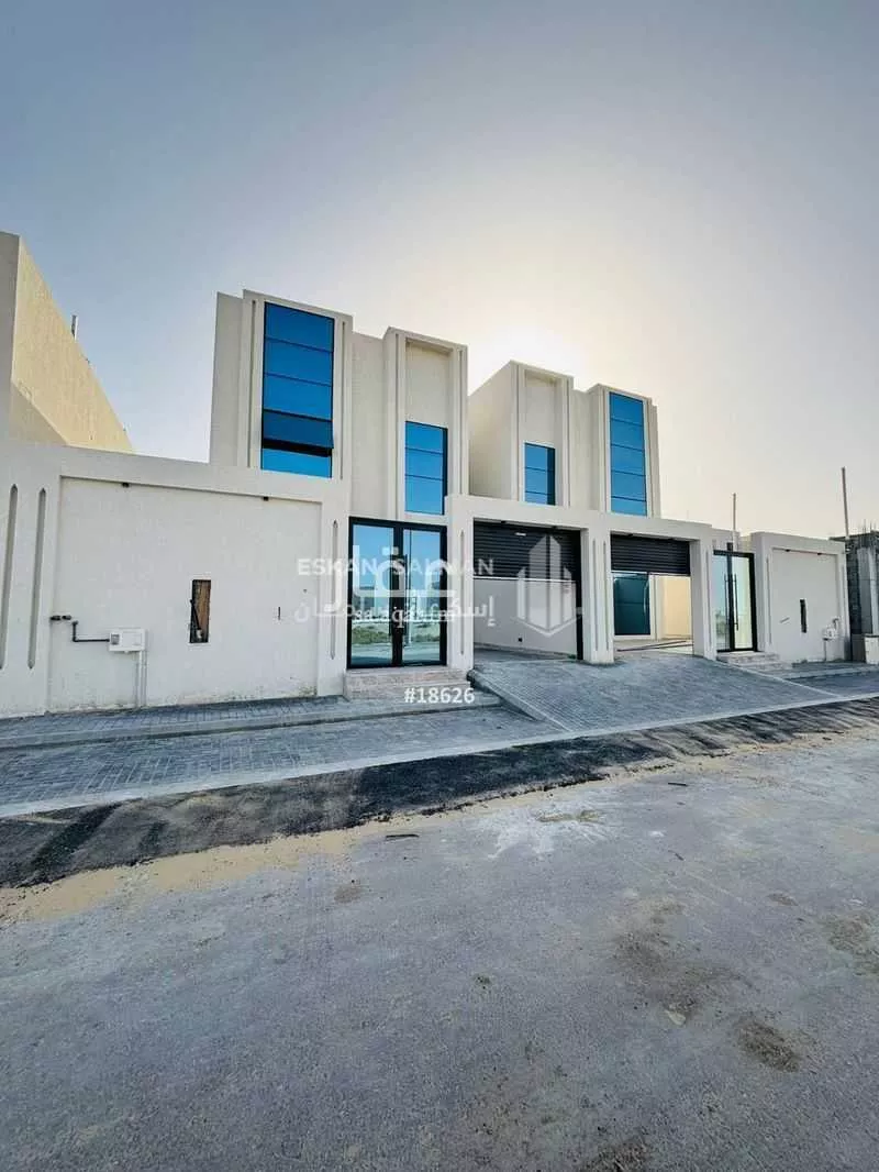 فيلا للبيع في شارع الربيع, حي الشروق, مدينة الدمام, المنطقة الشرقية 1 صورة