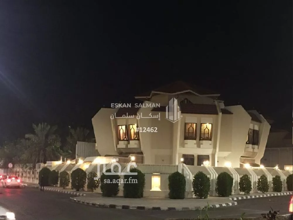 فيلا للبيع في شارع سلمان الخير, حي القبلتين, مدينة المدينه المنوره, منطقة المدينة المنورة 1 صورة