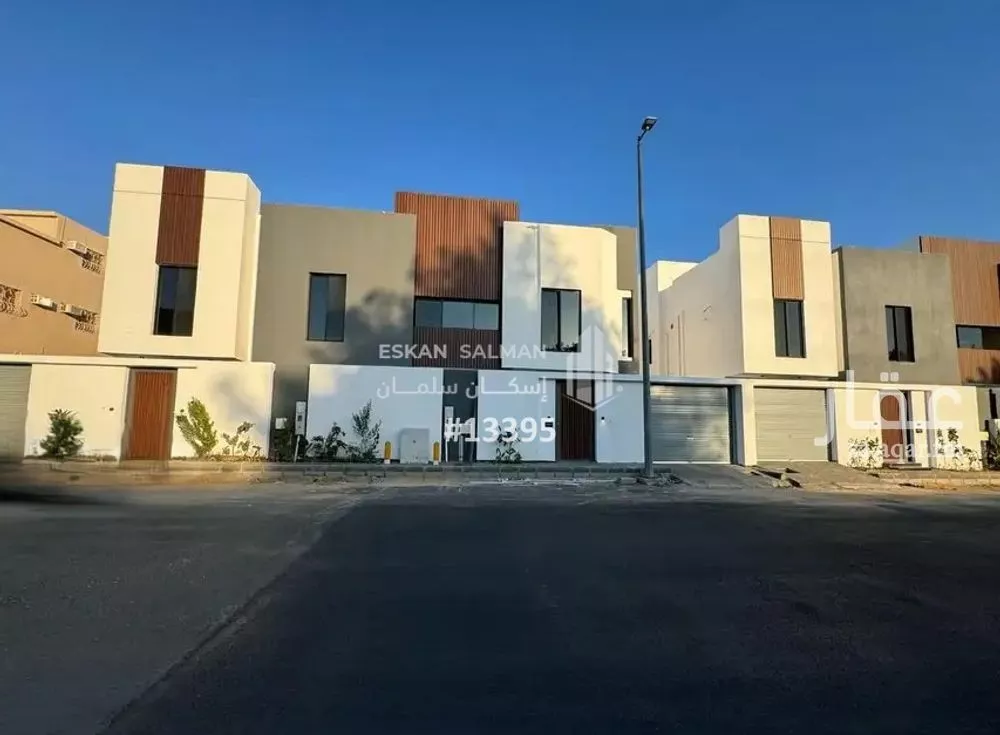فيلا للبيع في شارع علي الحميدي, حي الحلقة الغربية, مدينة امارة منطقة مكة المكرمة - الطائف, منطقة مكة المكرمة 1 صورة