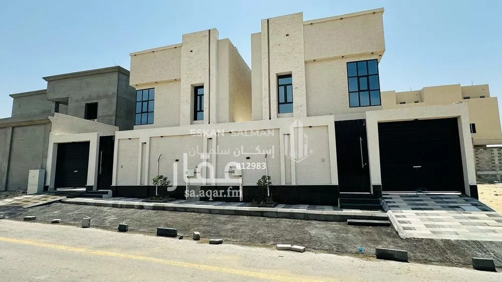 فيلا للبيع في شارع الربوة, حي الشعلة, مدينة الدمام, المنطقة الشرقية 1 صورة