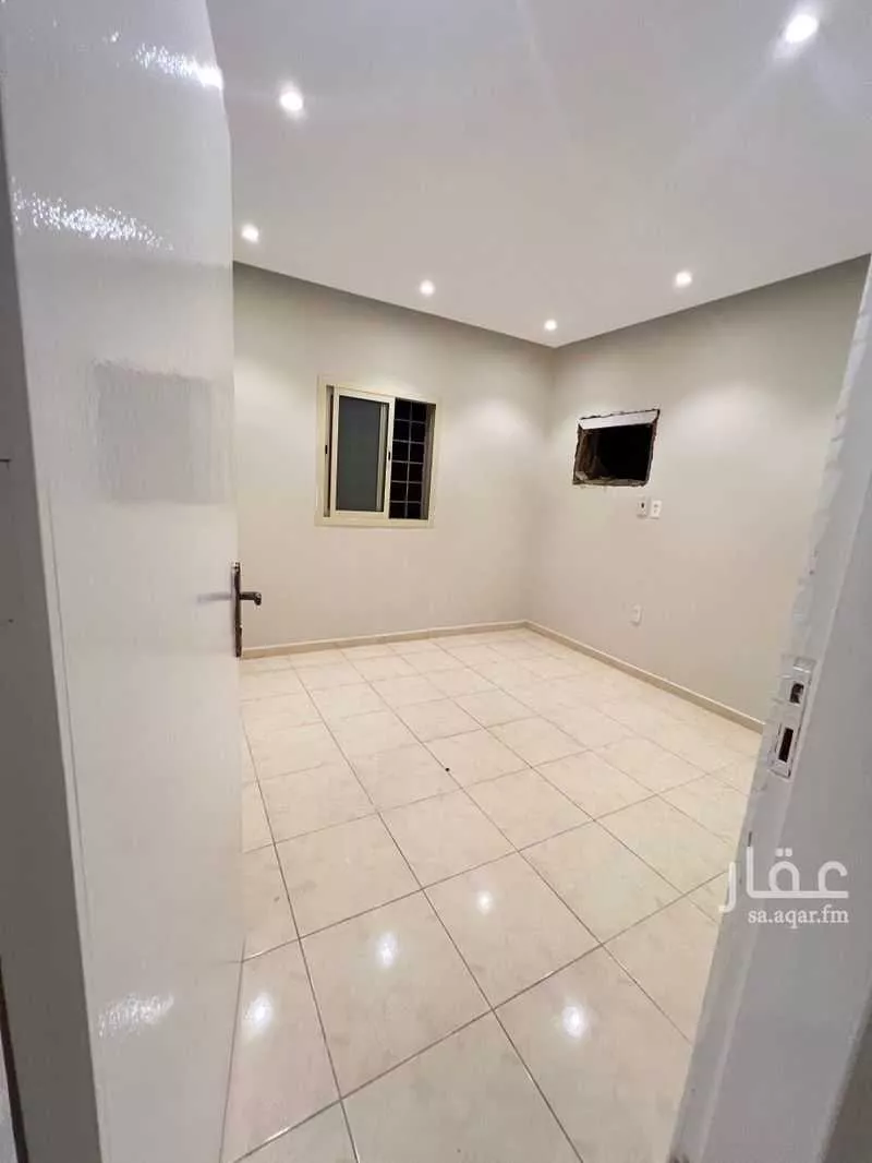 شقة للإيجار في شارع صفوى, حي الخبر الجنوبية, مدينة الخبر, المنطقة الشرقية 1 صورة