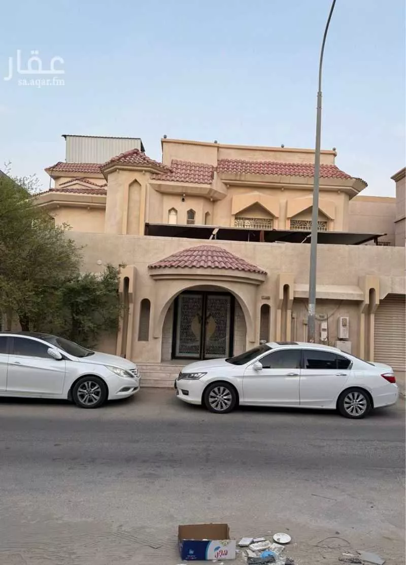 فيلا للبيع في شارع خليفه الاسدي, حي الراشدية الثاني, مدينة الاحساء, المنطقة الشرقية 1 صورة