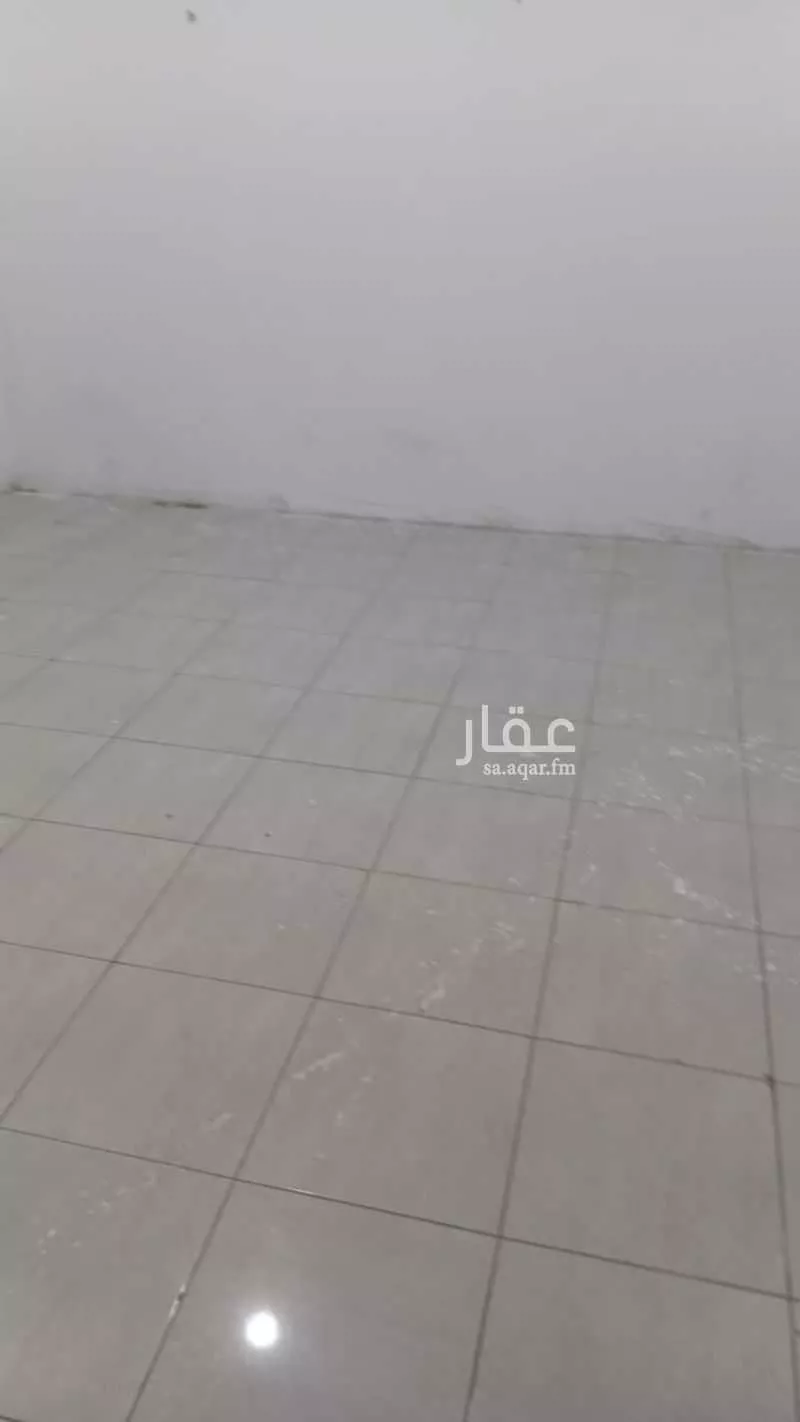 غرفة للإيجار في شارع محمد الكندي ، حي الياقوت ، جدة ، جدة 1 صورة