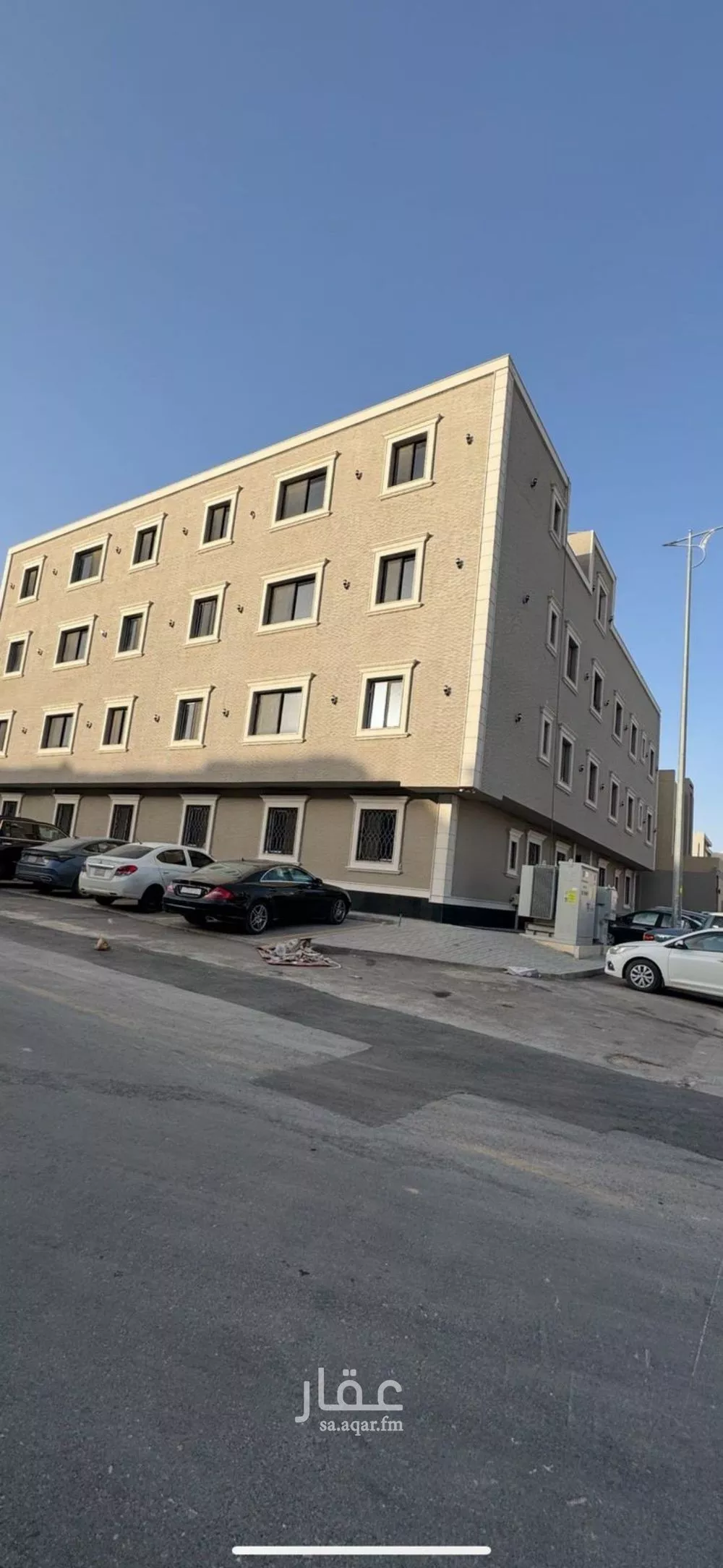 عمارة للبيع في شارع الربيع, حي النرجس, مدينة الرياض, منطقة الرياض 1 صورة