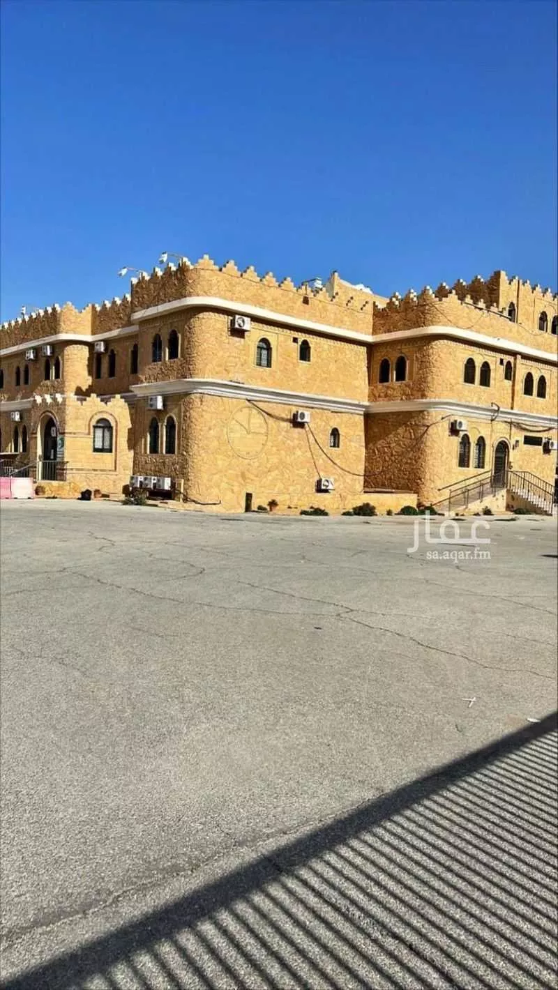 عمارة للإيجار في شارع الملك عبدالعزيز, حي البديعة, مدينة البكيريه, منطقة القصيم 1 صورة