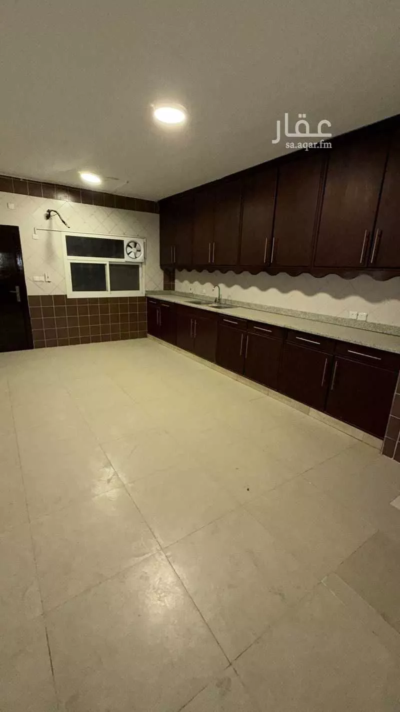 فيلا للإيجار في شارع عبدالله بن هلال, حي المصيف, مدينة الرياض, منطقة الرياض 1 صورة