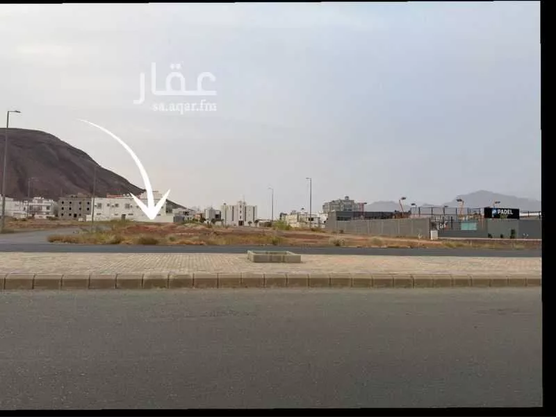 أرض للإيجار في شارع العام , حي الحيلة الغربي, مدينة محائل, منطقة عسير 1 صورة