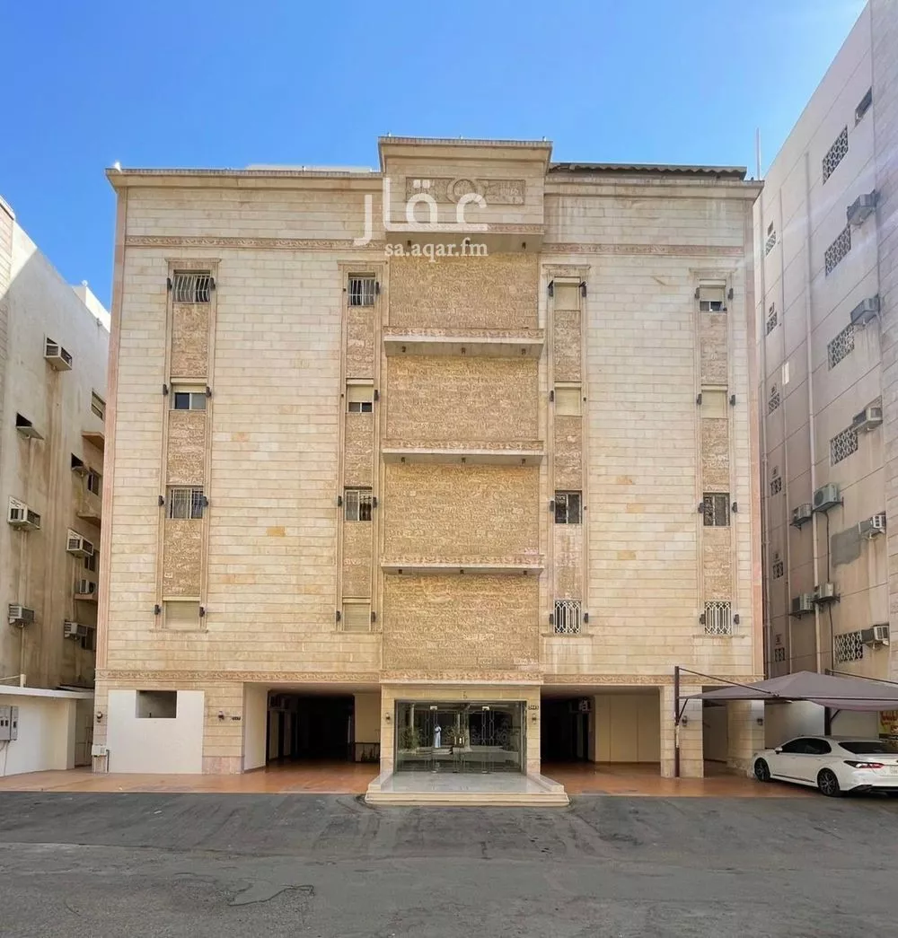 فيلا للبيع في شارع ابو عبدالله الوراق, حي الواحة, مدينة جدة, منطقة مكة المكرمة 1 صورة