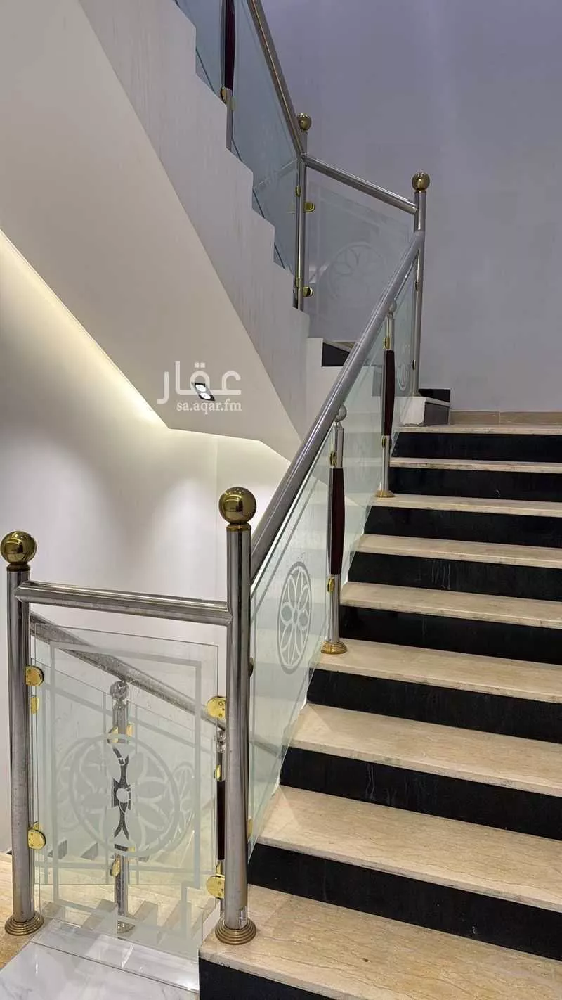 فيلا للبيع في شارع 5321505, حي بدر, مدينة الرياض, منطقة الرياض 1 صورة