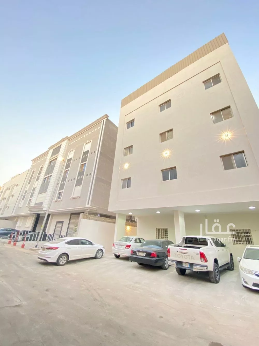 شقة للإيجار في شارع زيد البغدادي, حي الوزارات, مدينة الرياض, منطقة الرياض 1 صورة