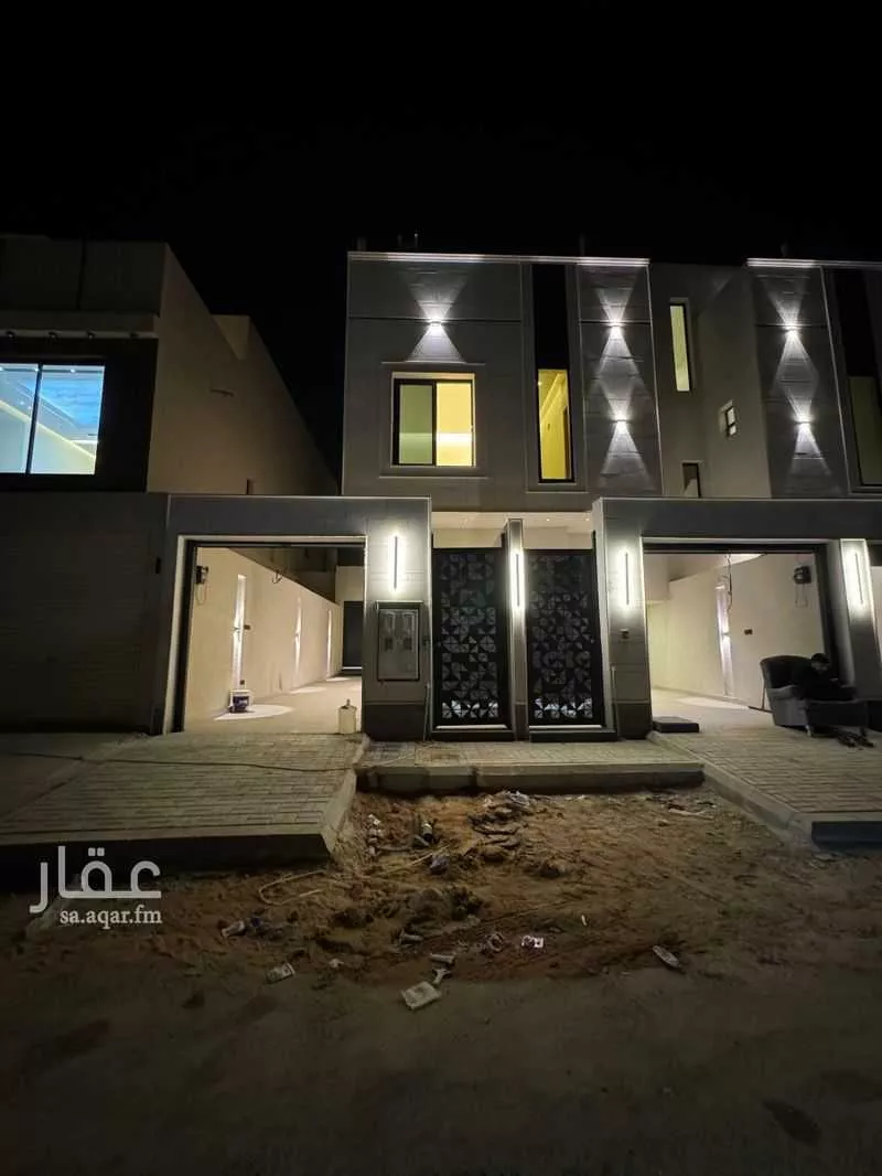 دور للبيع في شارع احمد الطيبي, حي بدر, مدينة الرياض, منطقة الرياض 1 صورة