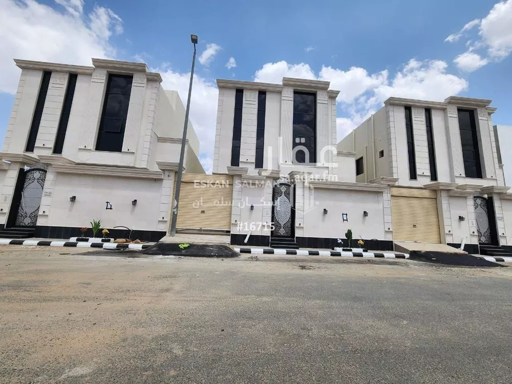 فيلا للبيع في شارع احمد بن عميرة, حي الرحاب, مدينة الطائف, منطقة مكة المكرمة 1 صورة