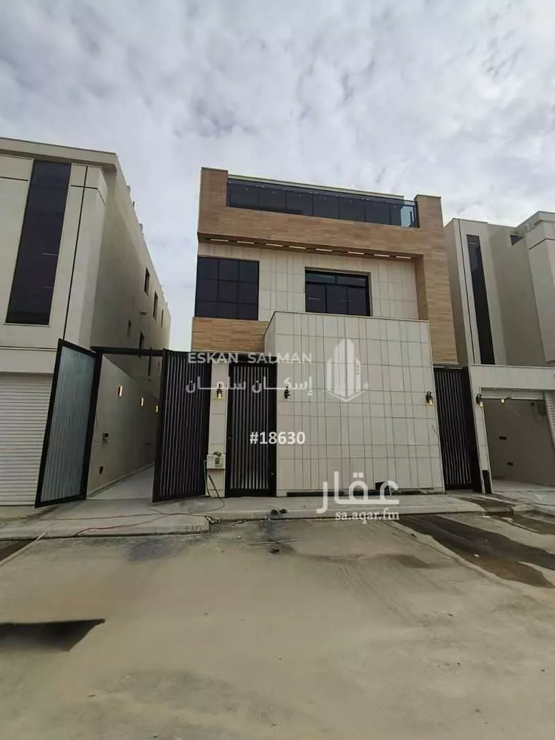 فيلا للبيع في شارع أحمد بن داود المالكي, حي المعيزيلة, مدينة الرياض, منطقة الرياض 1 صورة